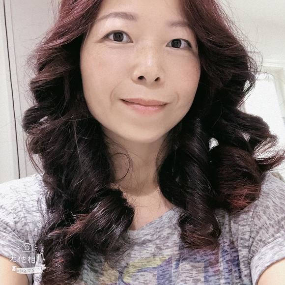 Poshmark profile picture for @sleepless